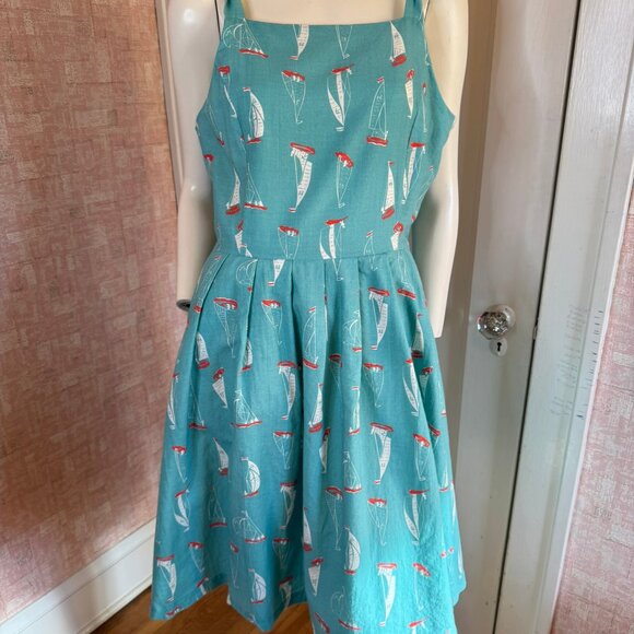 Knitted Dove Dresses & Skirts - Knitted Dove Blue Retro Sailboat Print Dress sz L